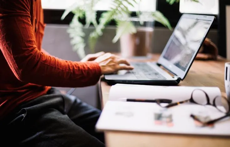 E-Ticaret Uzmanı Eğitimi Kimler Almalı, Nelere Dikkat Edilmeli?