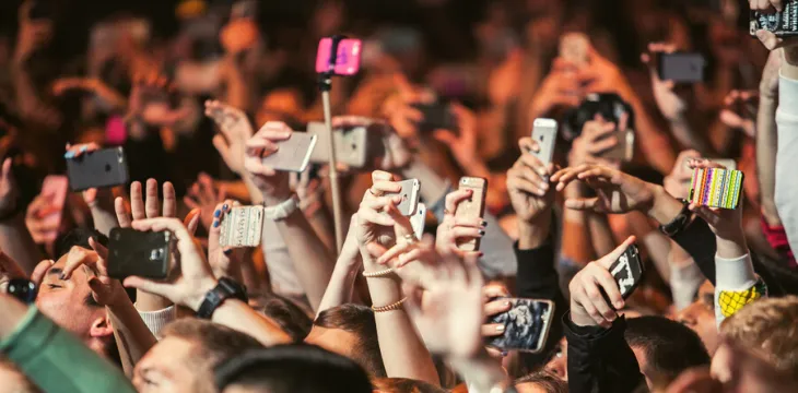 Popüler Kültürün Yeni Yayılım Mecrası: Sosyal Medya